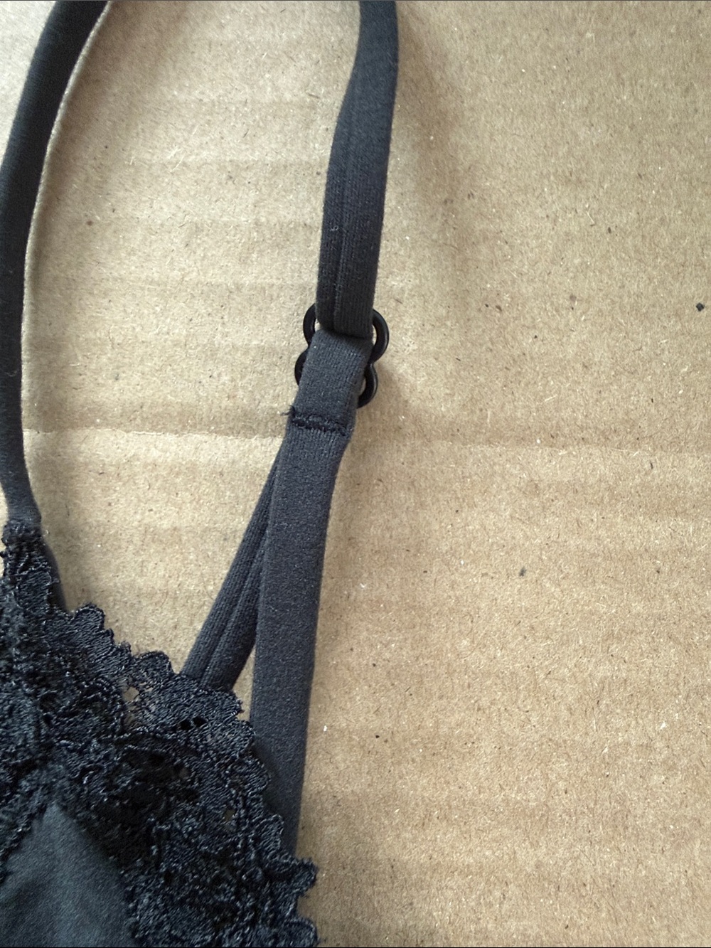 SKIMS Fits Everybody Lace Scoop Bralette - Onyx XXS - Picture 5 of 9